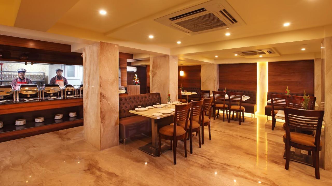 Hotel Rajdhani Panaji Exteriör bild
